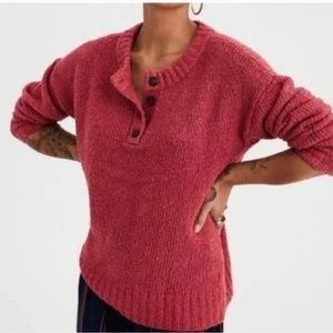 AE button sweater pink